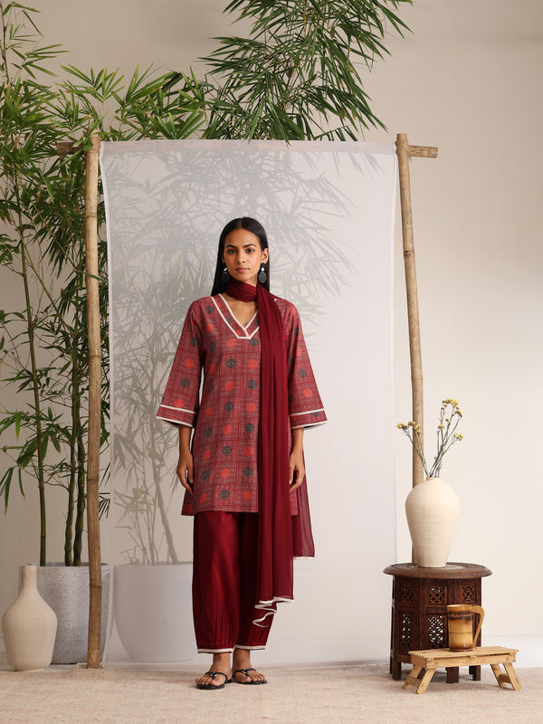 Khushal K Women Cotton kurti and Afghani Salwar with dupatta set - Maroon