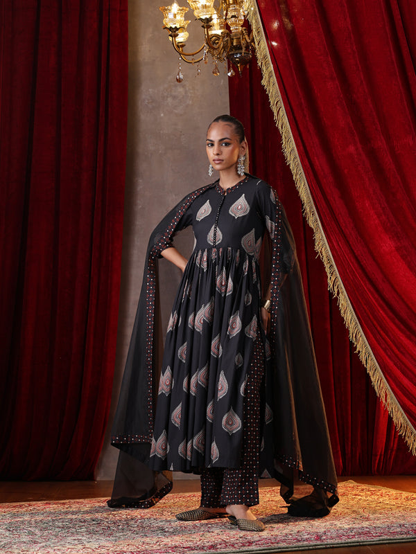 Khushal K Women Cotton kurta and palazzo with dupatta set - Black