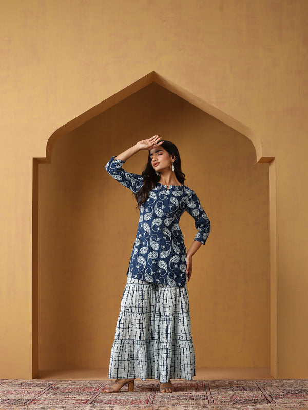 Khushal K Women Paisley Printed Cotton Kurta set