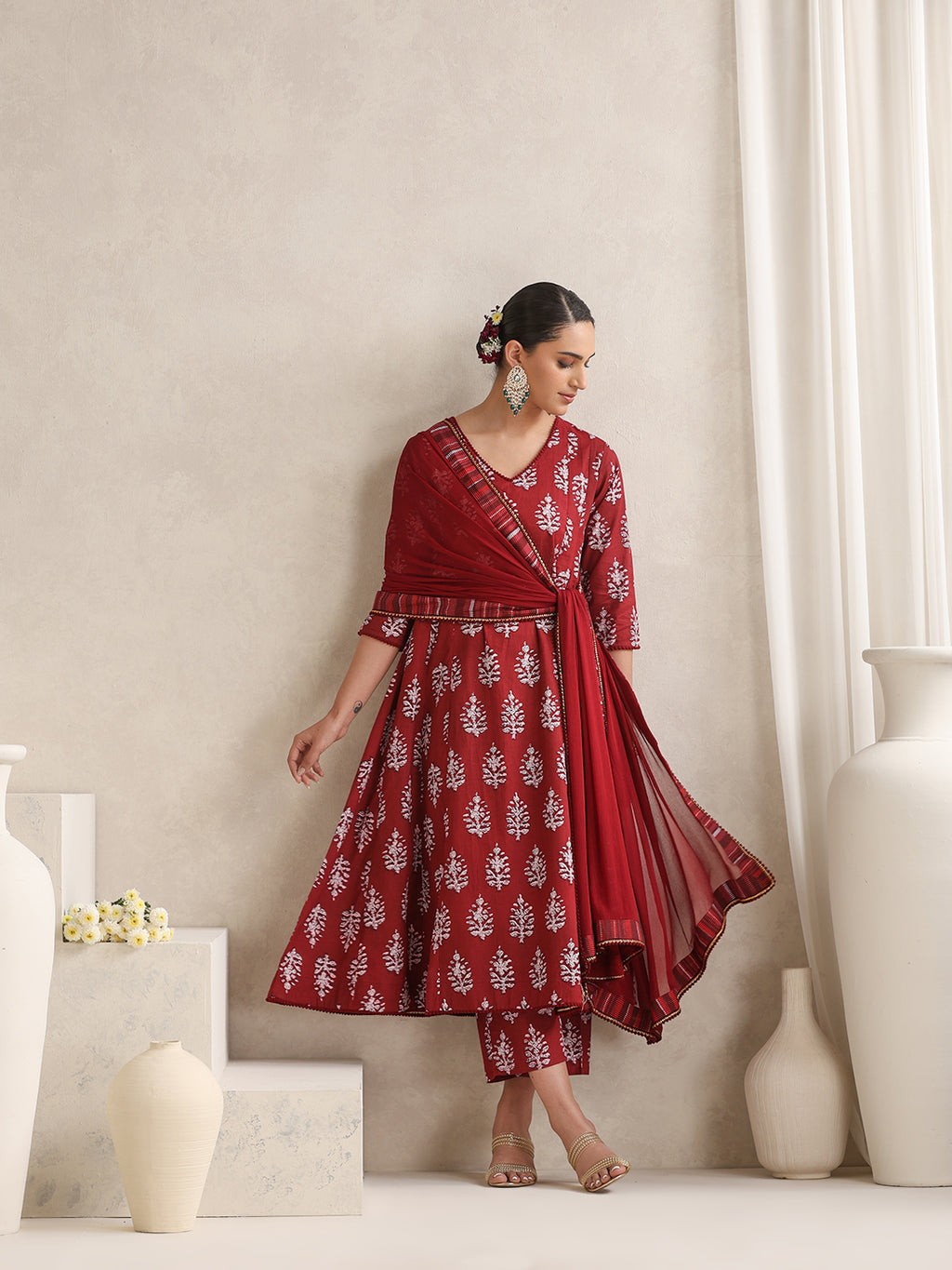 Floral Printed V-Neck A-Line Pure Cotton Kurta with Palazzos & With Dupatta
