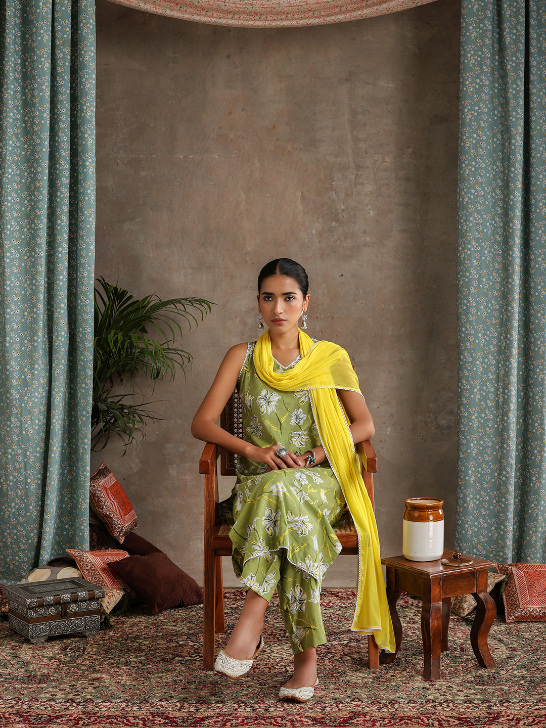 Floral Printed V-Neck Pure Cotton Straight Kurta With Palazzo & Dupatta