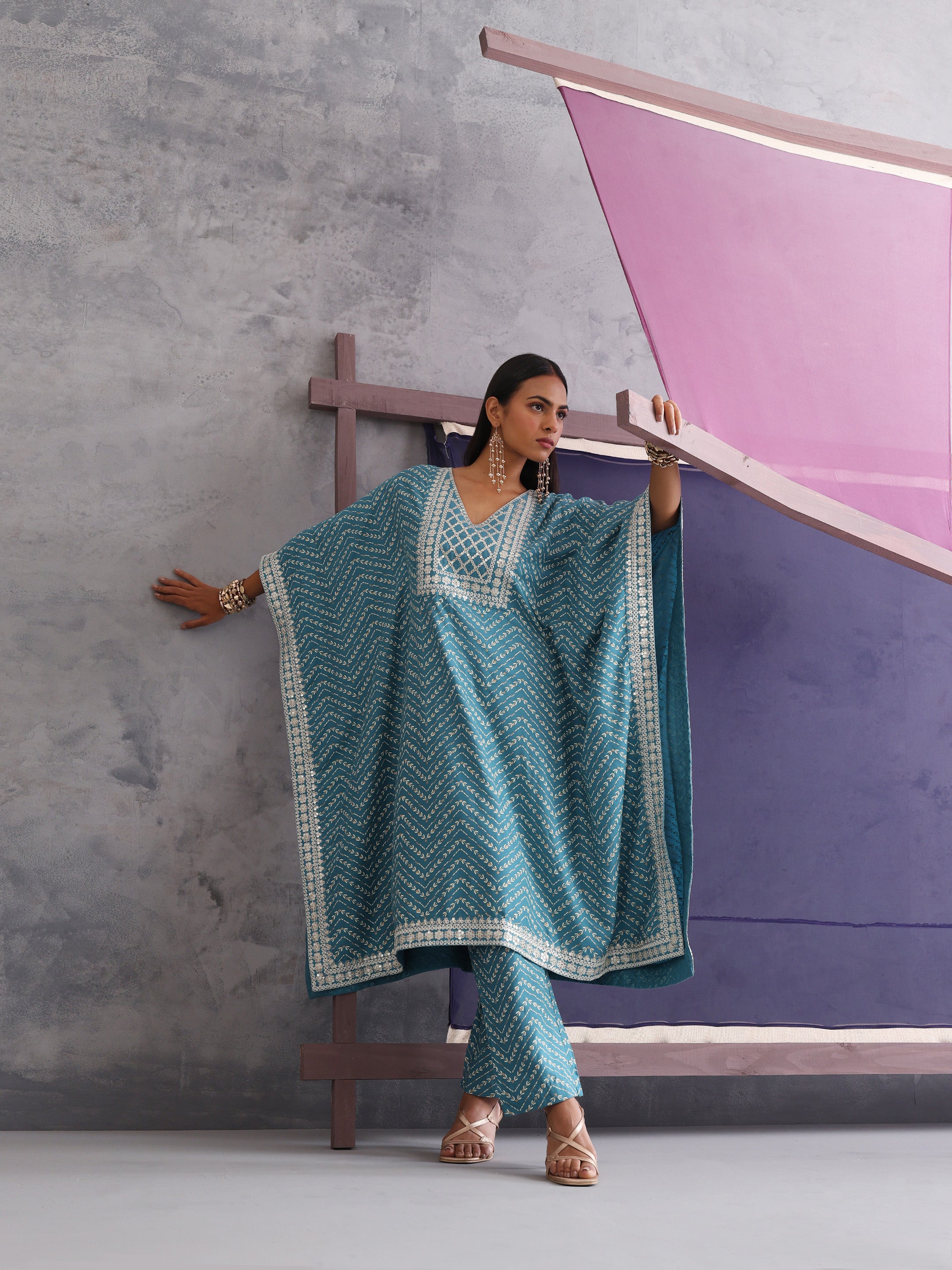 Khushal K Women Ethnic Motifs Printed Kaftan set