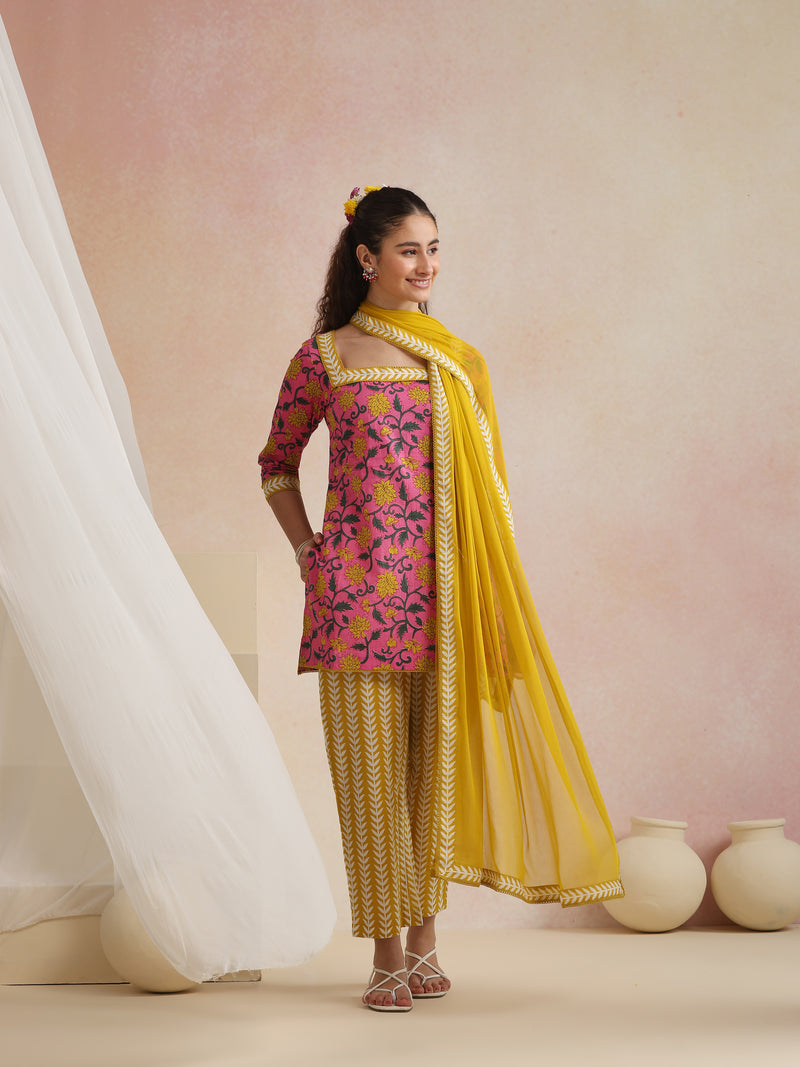 Khushal K Women Cotton Kurta Palazzo Dupatta Set - Pink
