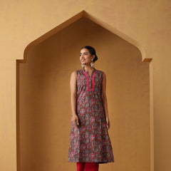 Khushal K Floral Printed Mandarin Collar Pure Cotton Straight Kurta set