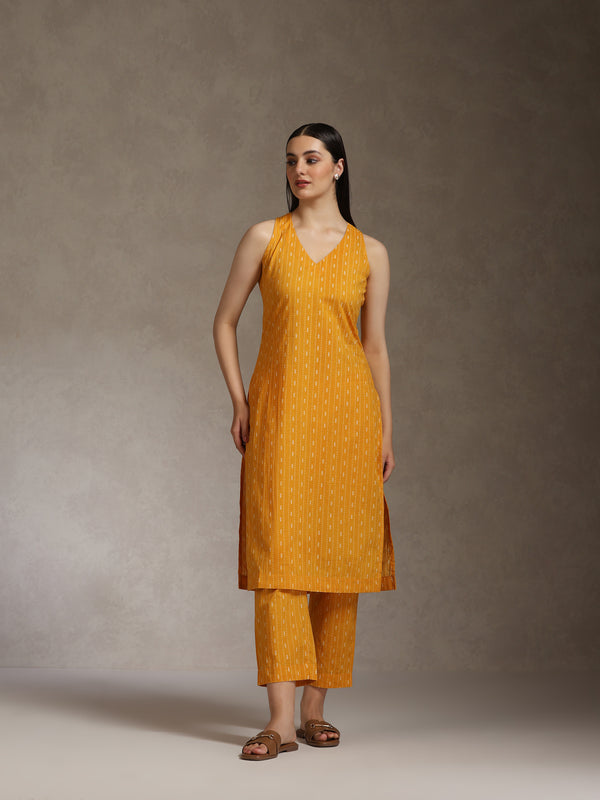 Khushal K Geometric Printed V-Neck Pure Cotton Straight Kurta set