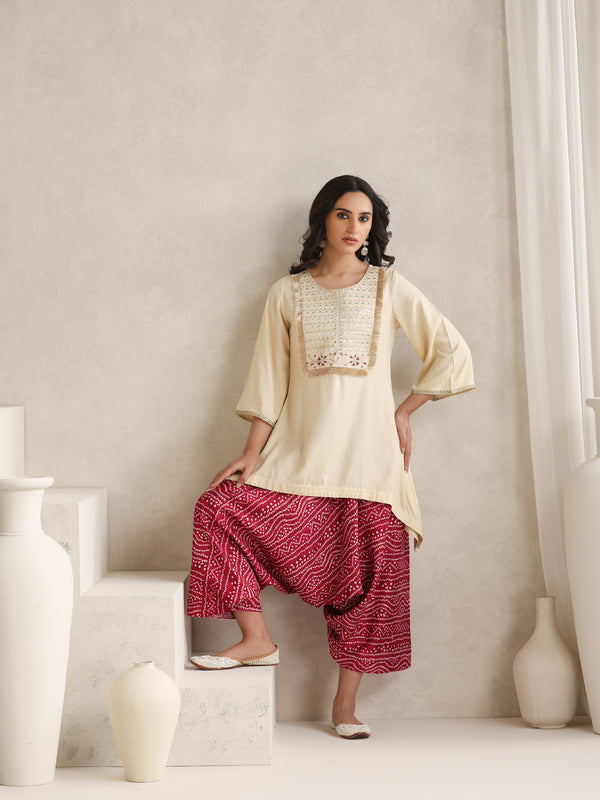 Cream Embroidered Cord Set with Bandhani Patiala