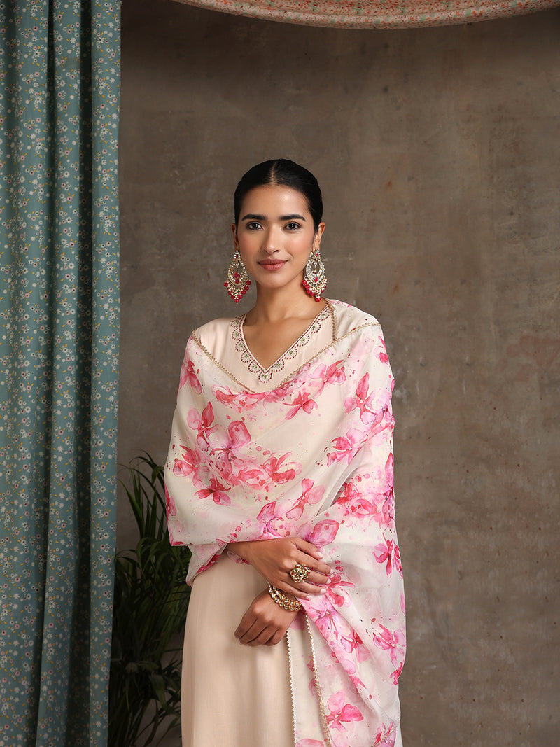 Khushal K Women Embroidered Regular Thread Work Kurta set