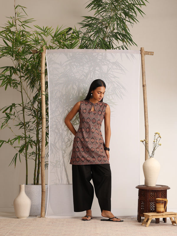 Khushal K Women Cotton kurti With Farshi Salwar - Black