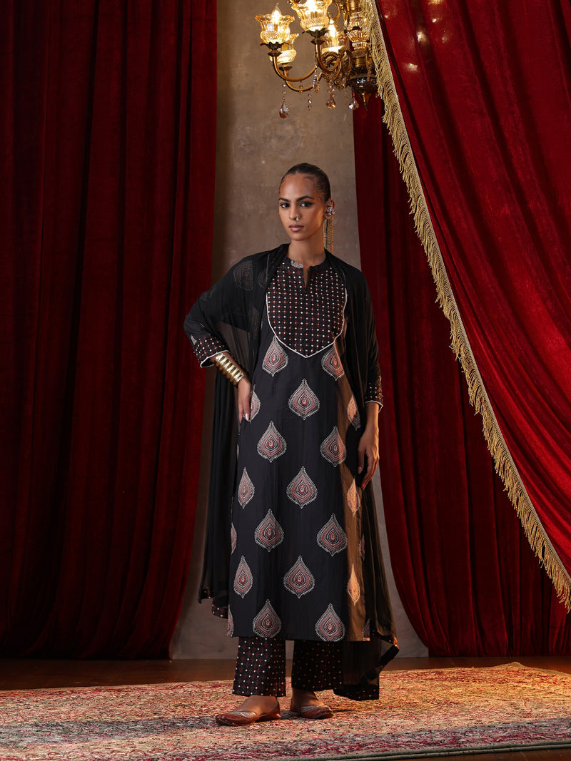 Khushal K Women Cotton kurta and palazzo with dupatta set - Black