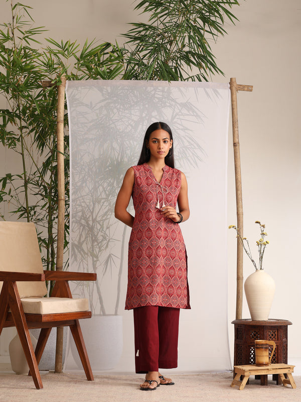 Khushal K Women Cotton kurta With Pant set - Maroon