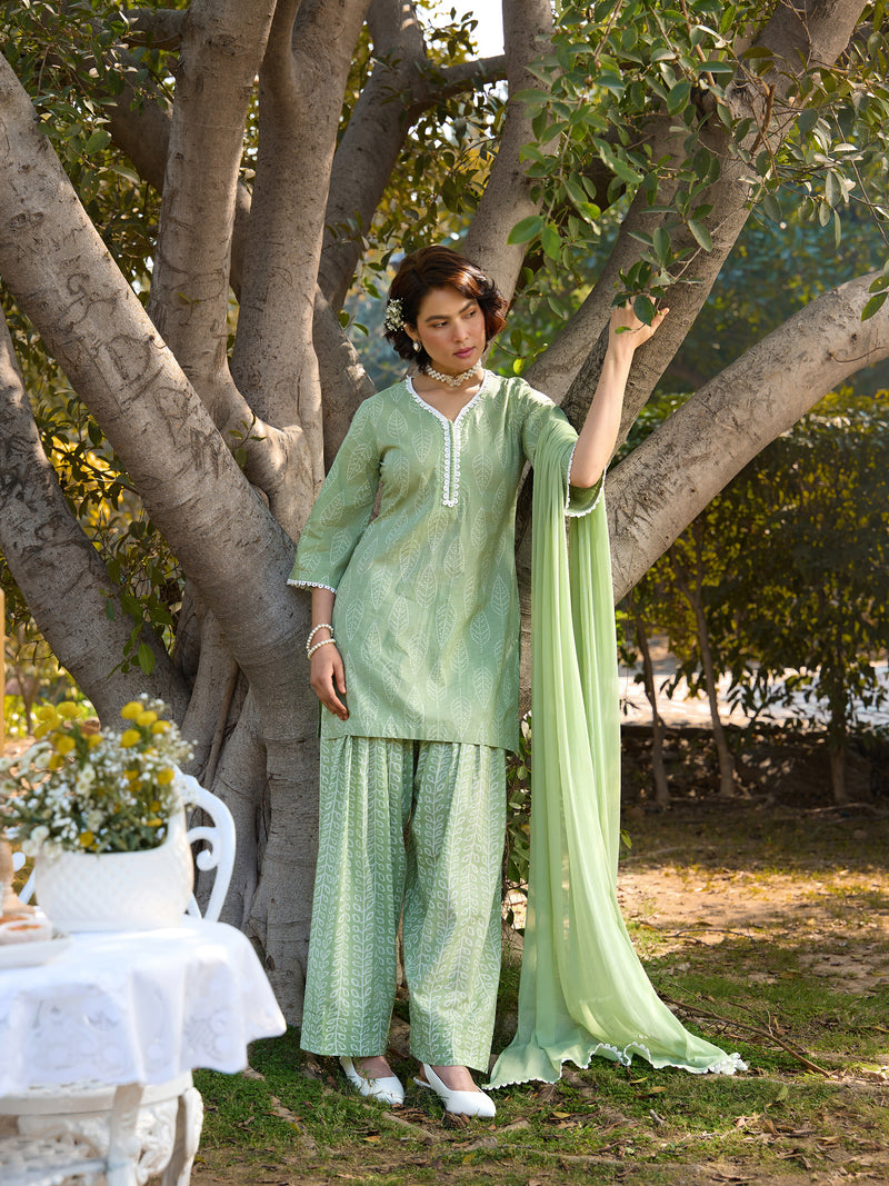 Khushal K Women Printed Regular Pure Cotton green Kurta & Farsi Salwar With Dupatta