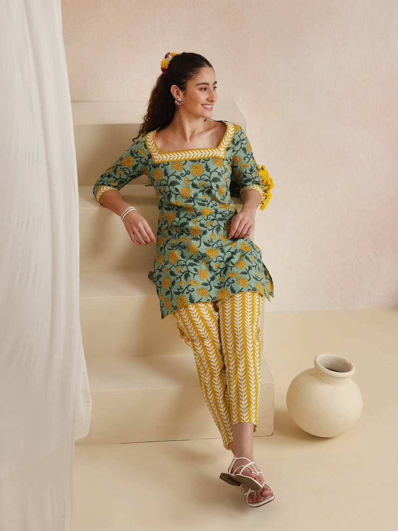 Khushal K Women Co-Ords Set - Green