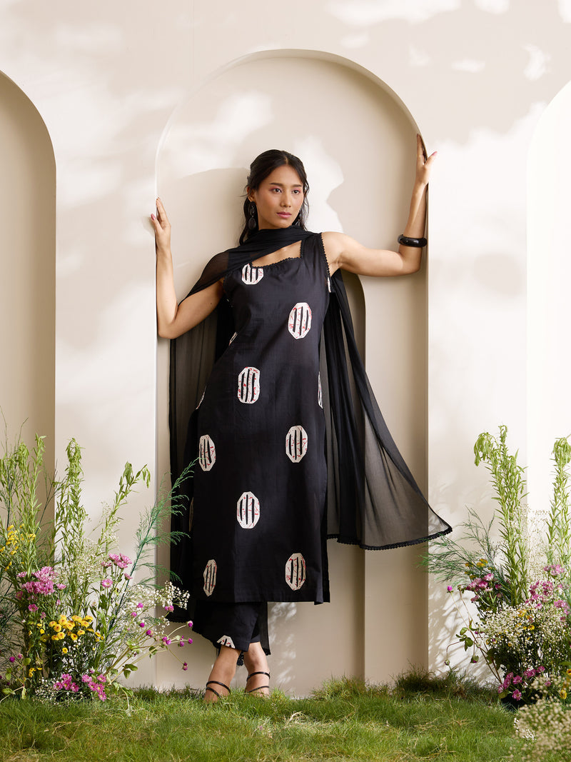 Khushal K Women Cotton Kurta And Palazzo With Dupatta Set - Black