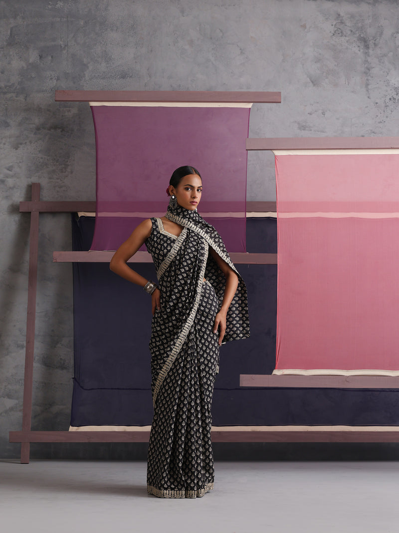 Women Embroidered Black Pure Cotton Printed Saree