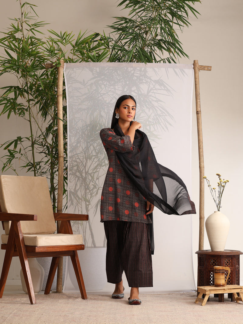 Khushal K Women Cotton kurti and Farshi Salwar with dupatta set - Black