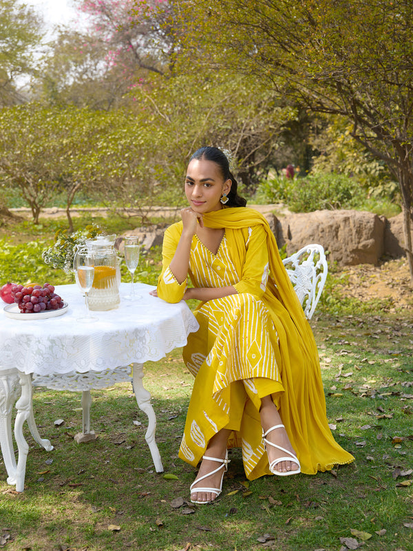 Khushal K Women Printed Regular Pure Cotton yellow Kurta & Palazzo With Dupatta