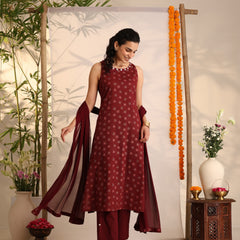 Khushal K Women Cotton kurta and palazzo with dupatta set - Maroon
