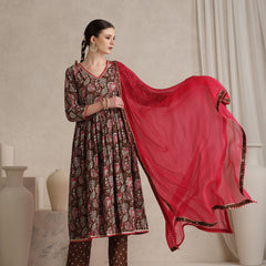 Khushal K Women Floral Printed Pure Cotton Anarkali Kurta set