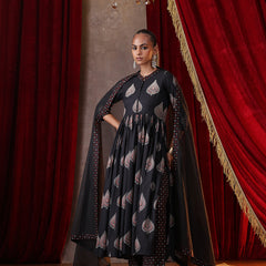 Khushal K Women Cotton kurta and palazzo with dupatta set - Black