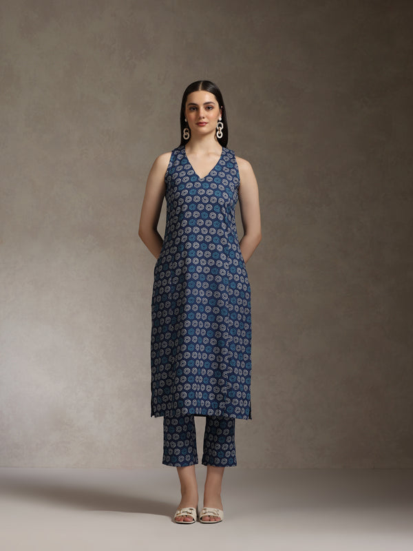 Khushal K Women Ethnic Motifs Printed V-Neck Pure Cotton Kurta set