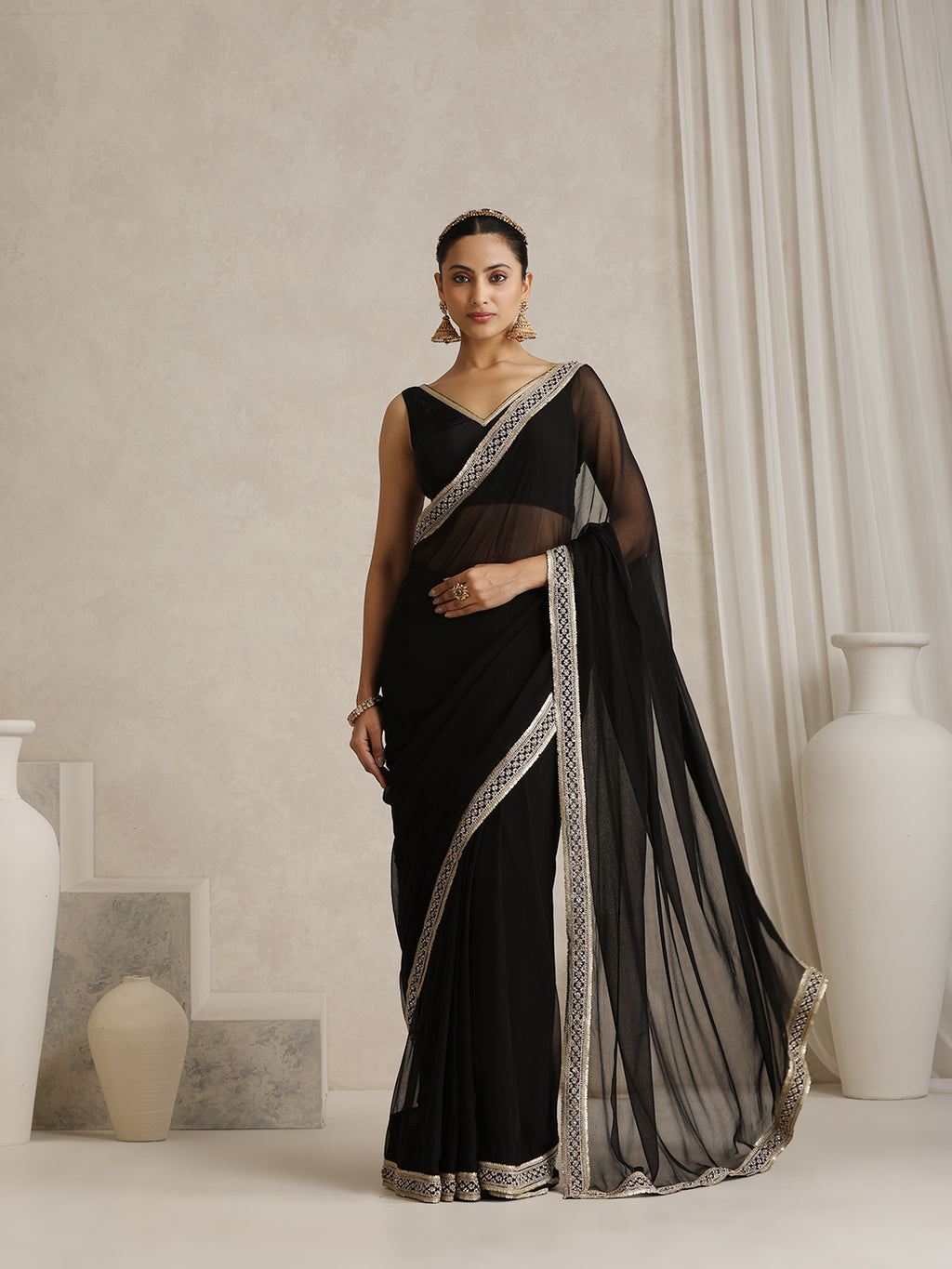 Embellished Zari Poly Chiffon Fashion Saree'