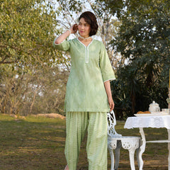 Khushal K Women Printed Regular Pure Cotton green Kurta & Farsi Salwar