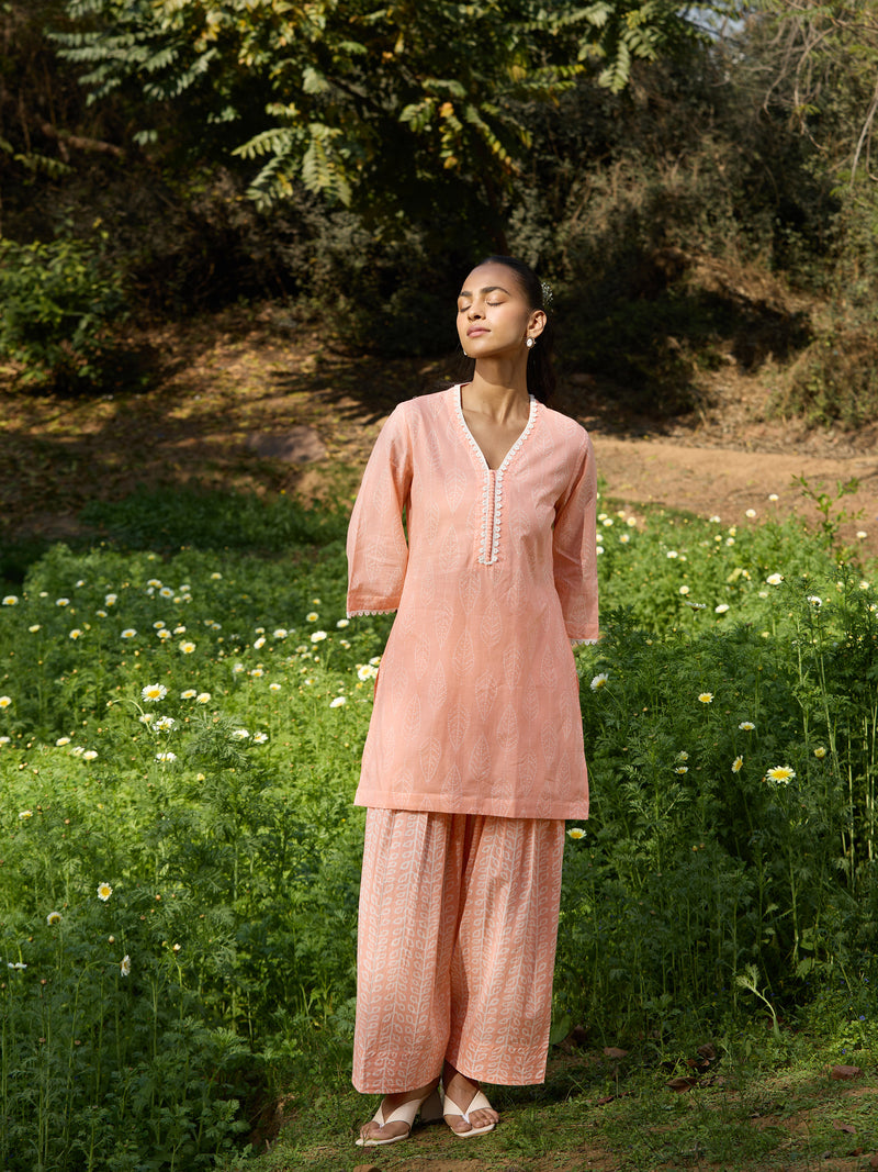 Khushal K Women Printed Regular Pure Cotton peach Kurta & Farsi Salwar