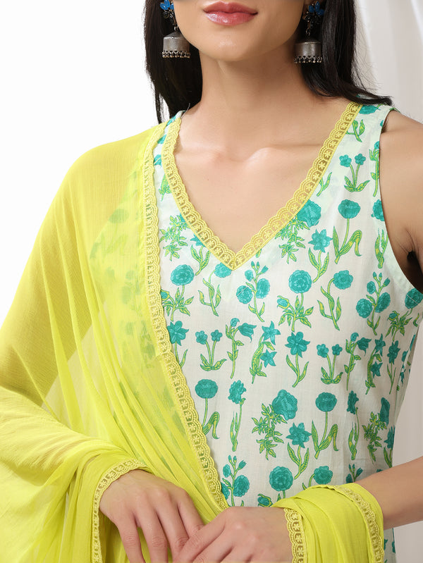 Khushal K Women Floral Printed Regular Pure Cotton Kurta set