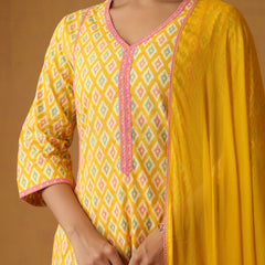 Khushal K Women  Printed Regular Aline Calf Length Kurta set