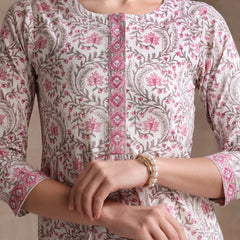 Women Ethnic Motifs Printed A-Line Dress