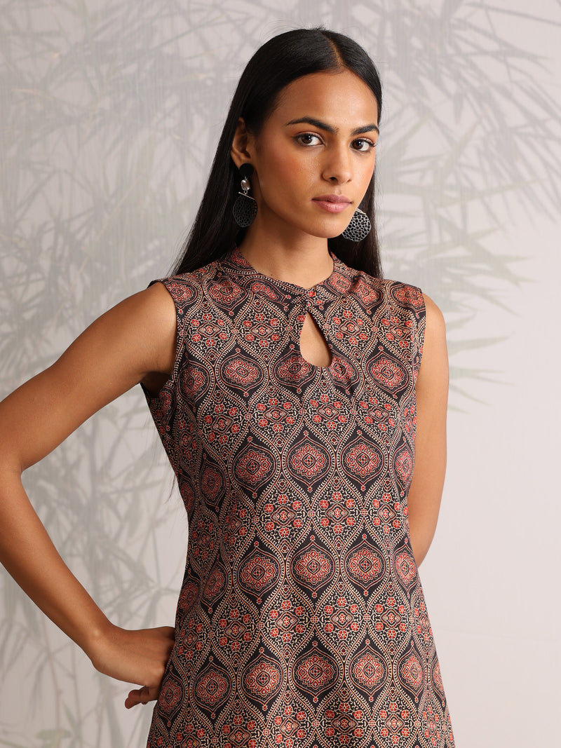 Khushal K Women Cotton kurti With Farshi Salwar - Black