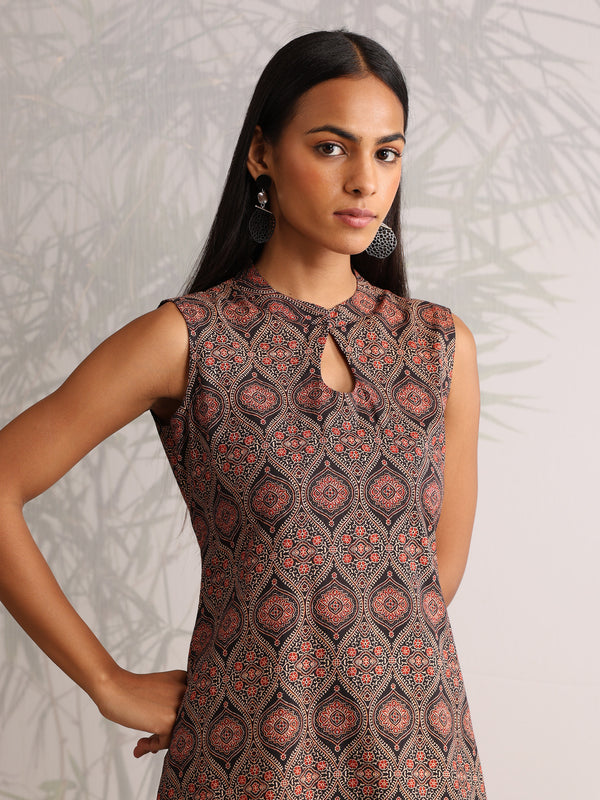 Khushal K Women Cotton kurti With Farshi Salwar - Black