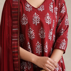 Floral Printed V-Neck A-Line Pure Cotton Kurta with Palazzos & With Dupatta