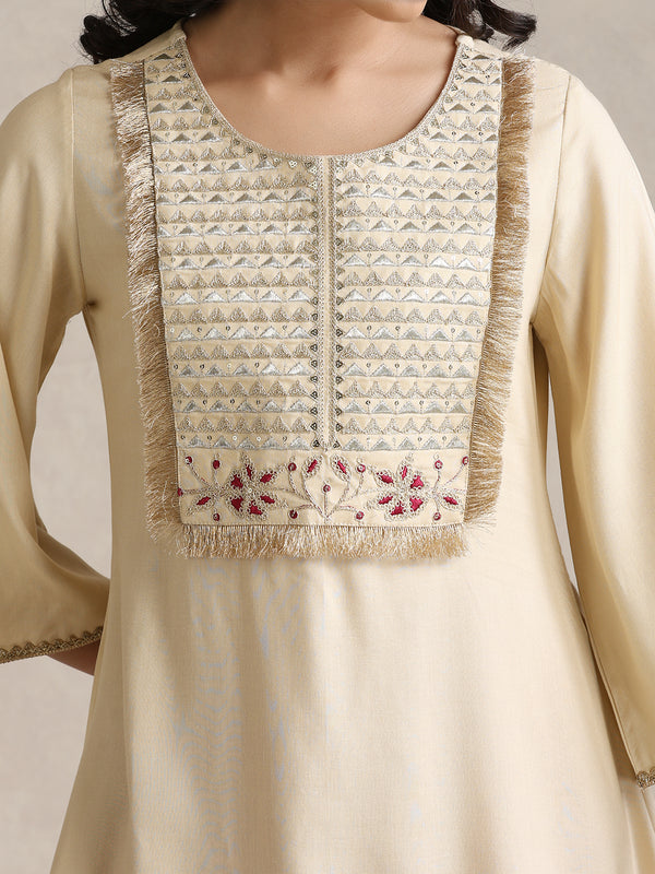 Cream Embroidered Cord Set with Bandhani Patiala