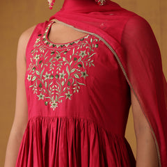 Khushal K Women Ethnic Motifs Embroidered Thread Work Kurta set