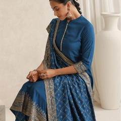 Khushal K Women  Ethnic Solid Kurta Sets