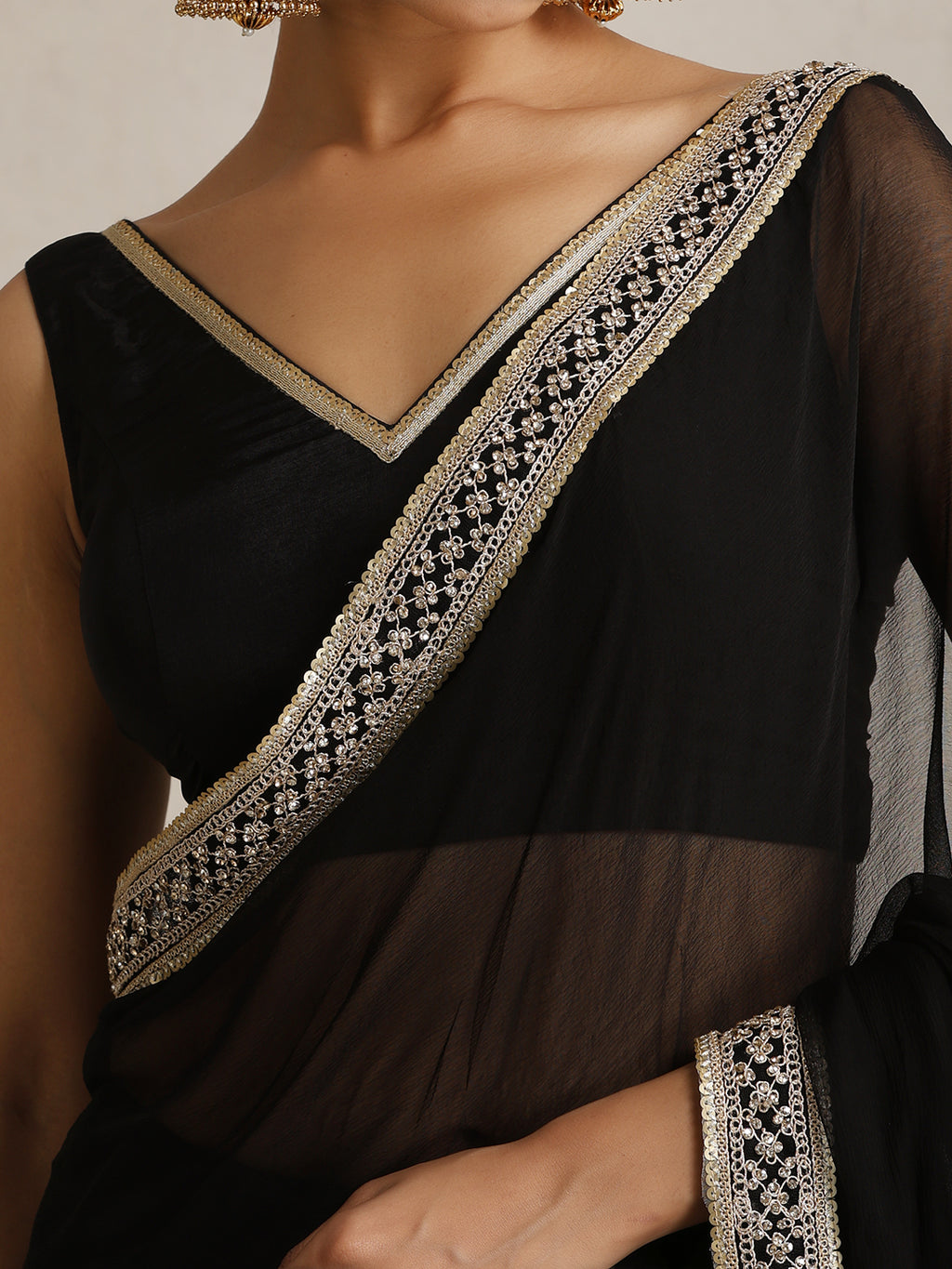 Embellished Zari Poly Chiffon Fashion Saree'