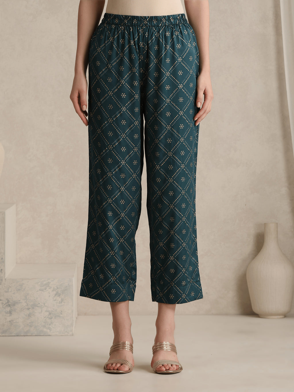 Ethnic Motifs Printed Mandarin Collar A-Line Kurta With Trousers And Dupatta