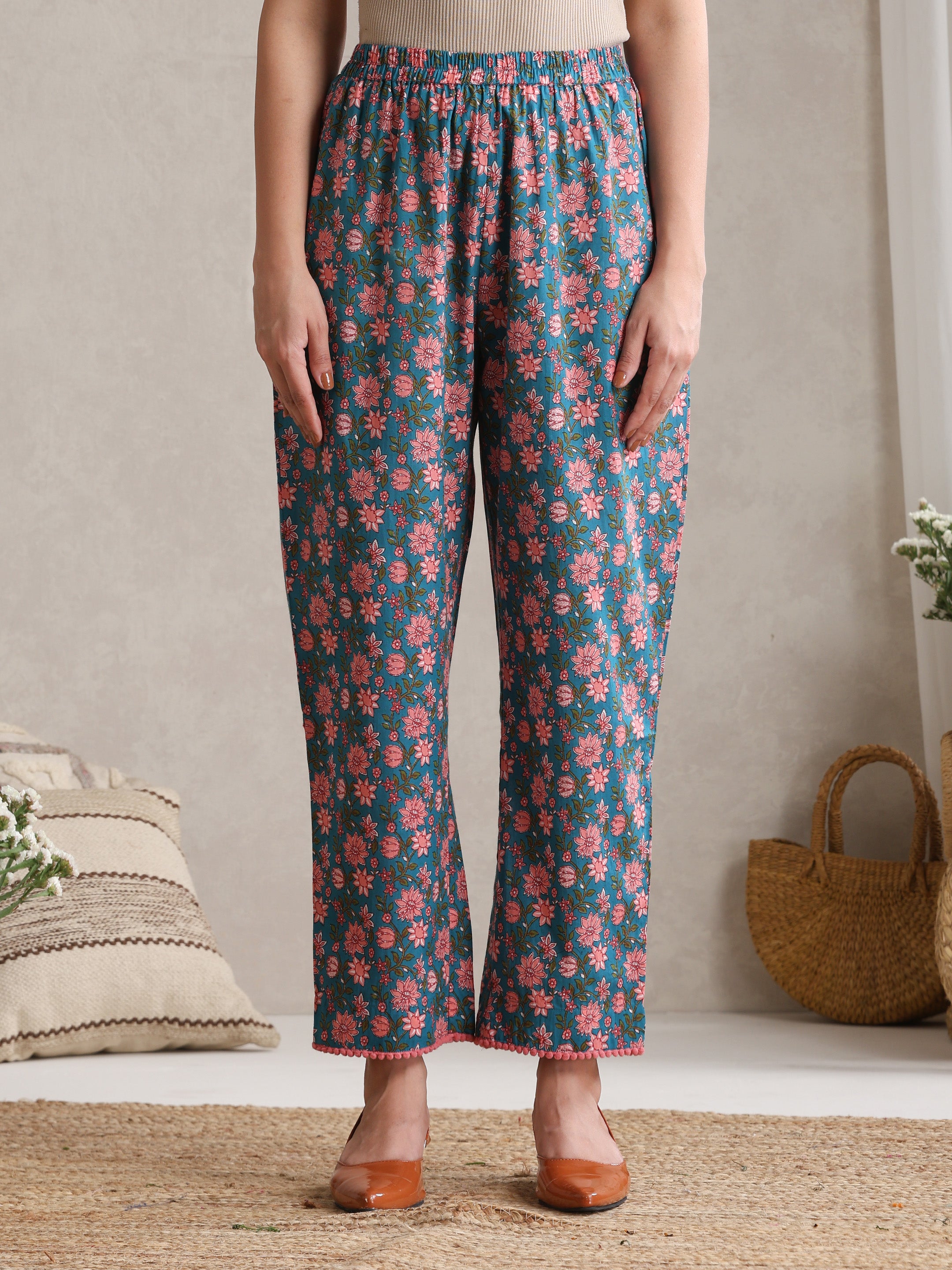 Floral Printed V-Neck Pure Cotton Kurta With Palazzos