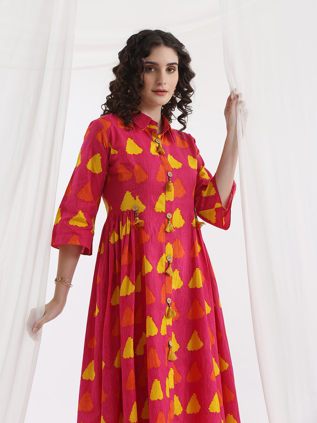 Women Floral Printed Fit & Flare Midi Dress