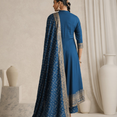 Khushal K Women  Ethnic Solid Kurta Sets