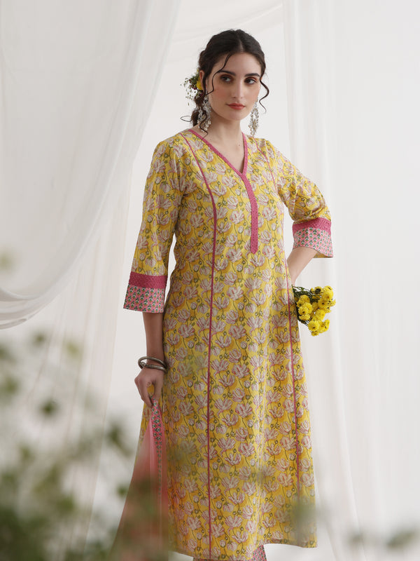 Women Floral Printed Regular Pure Cotton Kurta with Palazzos & With Dupatta
