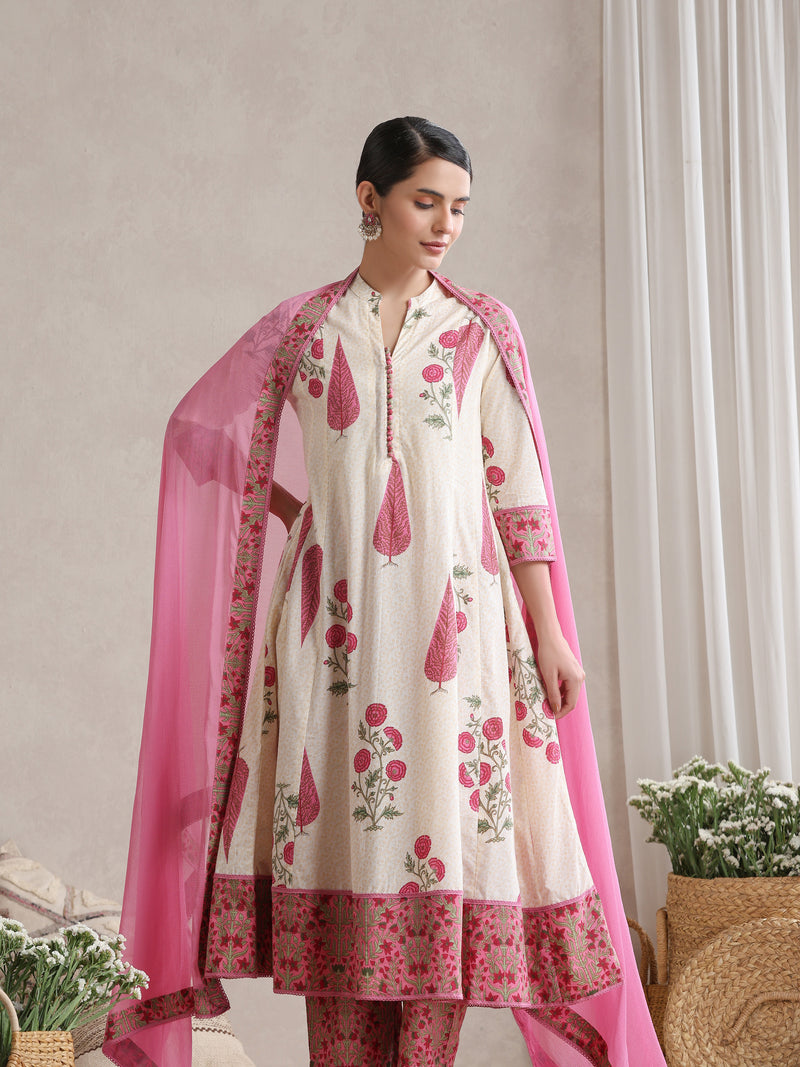 Women Floral Printed Cotton Kurta with Palazzos & Dupatta