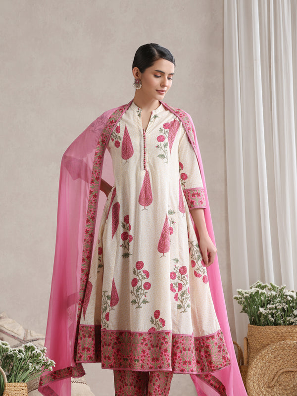 Women Floral Printed Cotton Kurta with Palazzos & Dupatta