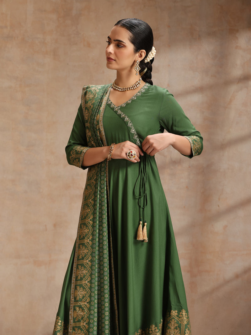 Women Solid Anarkali Kurta with Trousers & Dupatta