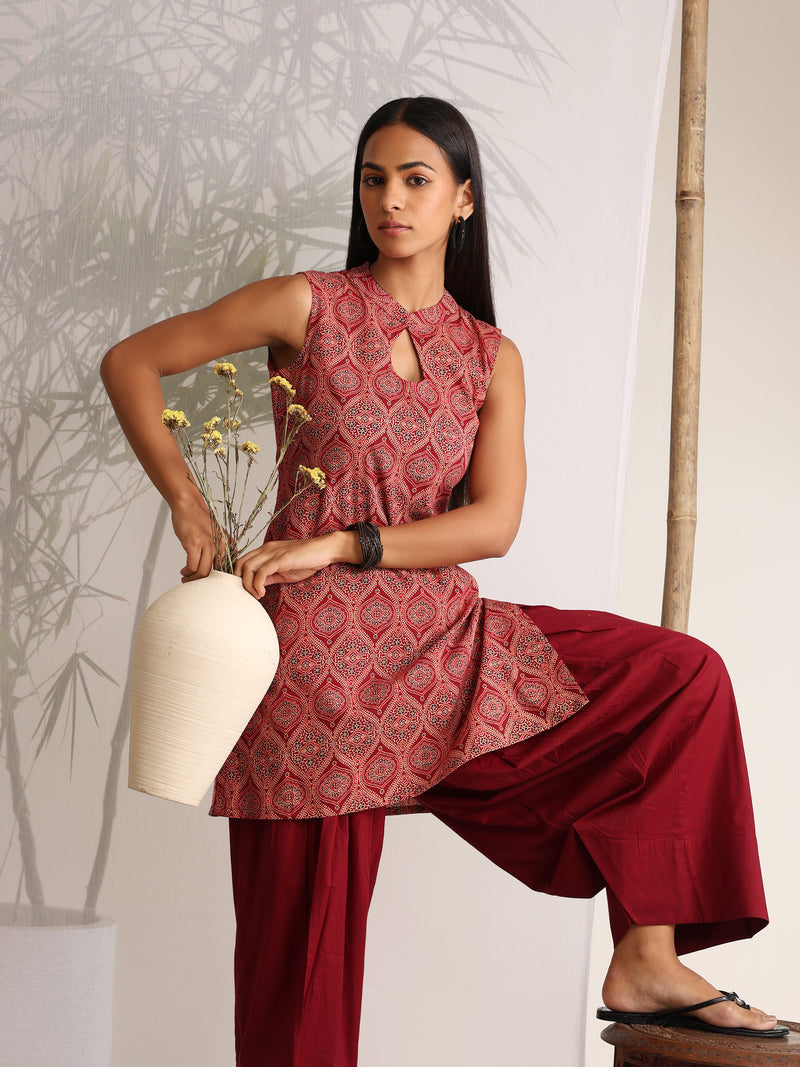 Khushal K Women Cotton kurti With Farshi Salwar - Maroon
