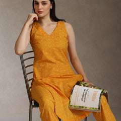 Khushal K Geometric Printed V-Neck Pure Cotton Straight Kurta set