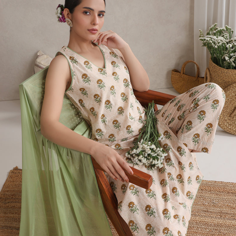 Floral Printed V-Neck Pure Cotton Kurta Set - Khushal K - Image 4