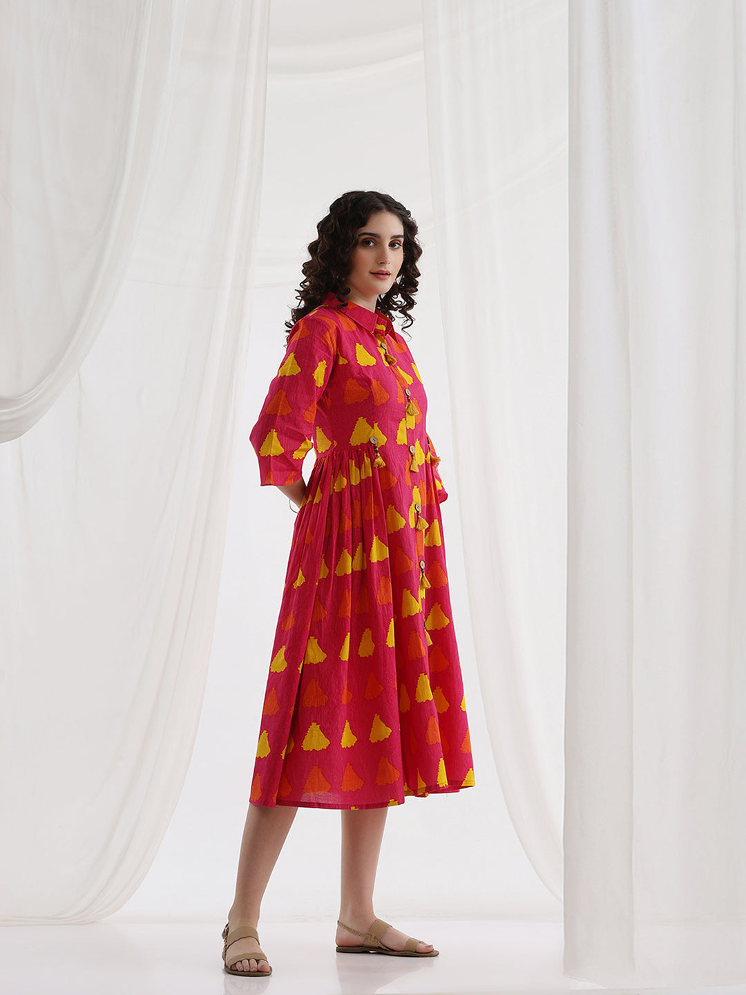 Women Floral Printed Fit & Flare Midi Dress