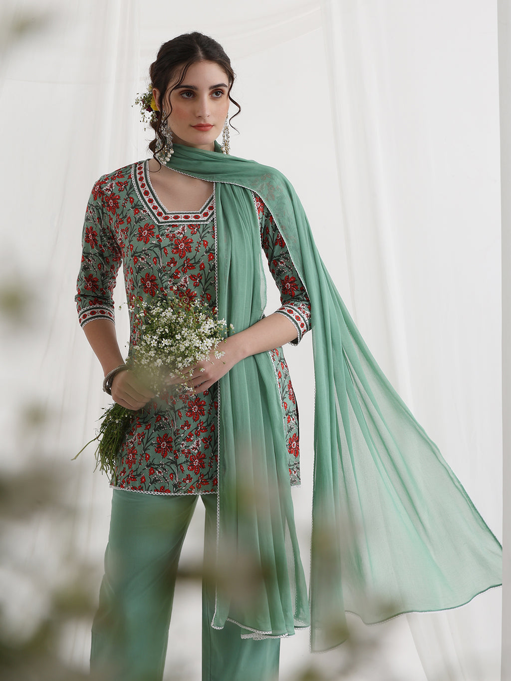 Floral Printed Square Neck Pure Cotton Straight Kurti With Palazzos & Dupatta